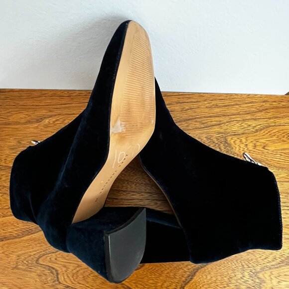 Zara - Blue Velvet Booties - Picture 6 of 6